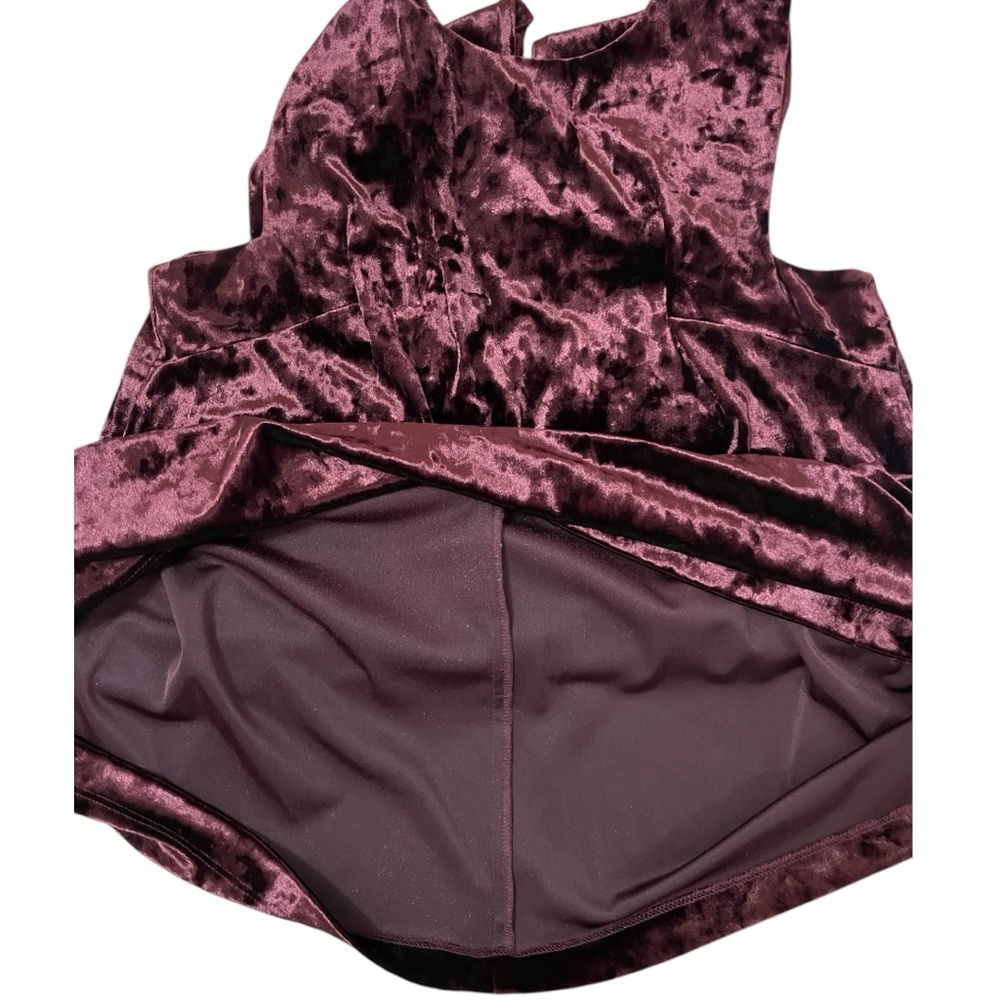 BCBGeneration | Burgundy Velvet Dress Size Medium - Picture 13 of 16